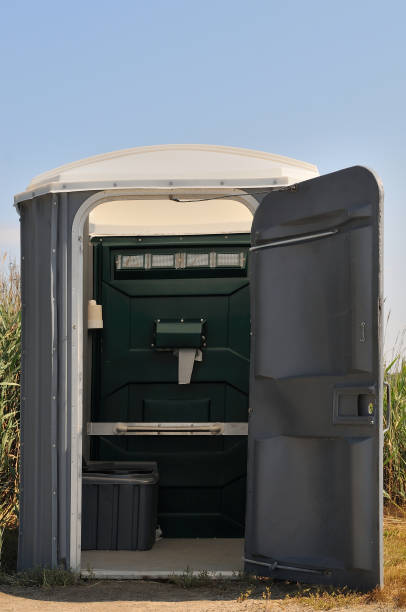Best Portable restroom trailer rental  in Lewisville, TX