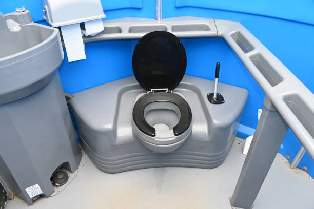 Portable Toilet Options We Offer in Lewisville, TX